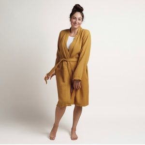 Parachute Unisex Cloud Cotton Robe in Amber, super comfy robe with pockets